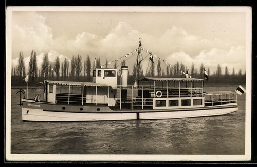 Carte postale bateau moteur - à,