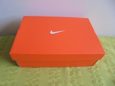 Boîte vide carton orange NIKE run swift 2 pour baskets ( 34 x 23 x 12 cm )