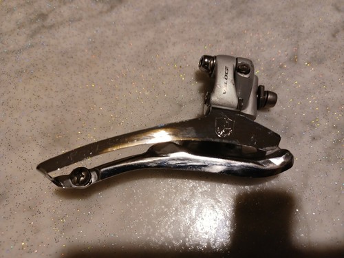 Dérailleur avant rapide