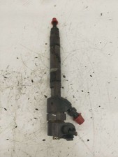 0445110121 INJECTEUR / 834652