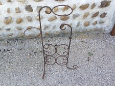 Ancien support pot de fleur porte plante jardinière en fer forgé torsadé vintage
