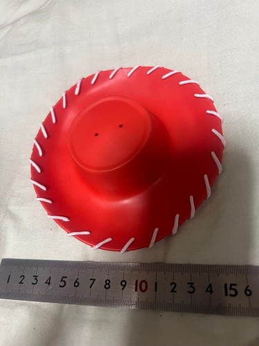 Chapeau figurine parlante