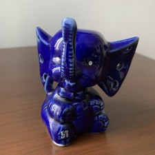 porte boucle d'oreille