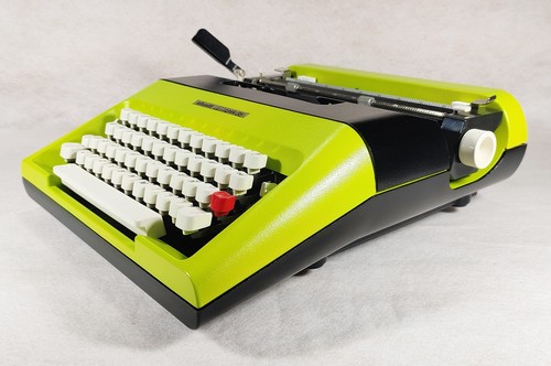 Olivetti lettera typewriter - lettera, 35
