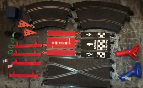 Lot slot car circuit