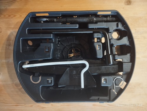 Malette cric peugeot - cric,