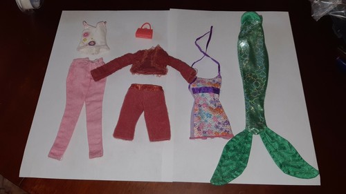 Lot vends habits barbie ou - :,