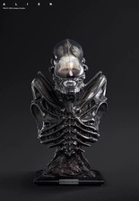Queen Studio Alien 