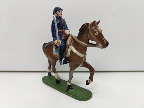 Quiralu officier avec - quiralu,