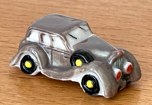 Fève voiture ancienne - voiture, rétro