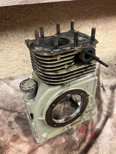 Carter haut moteur - carter,