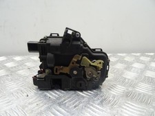 Serrure arriere droit VOLKSWAGEN BORA 3B4839016AL