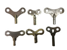 Lot de clefs de carillon  OLD CLOCK OROLOGIO UHR RELOJ