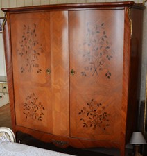 Armoire Style Louis XV en