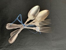 Ensemble 2 Cuilleres+2 fourchettes anciennes  "au filet"  poinçon