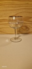 Un verre ancien PELFORTH 43