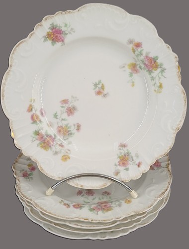 Lot assiettes à - 5, soupe