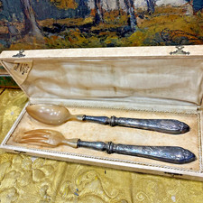 ancien service couvert a