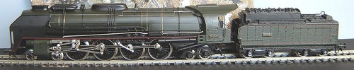 Locomotive vapeur 242 1 - ho,
