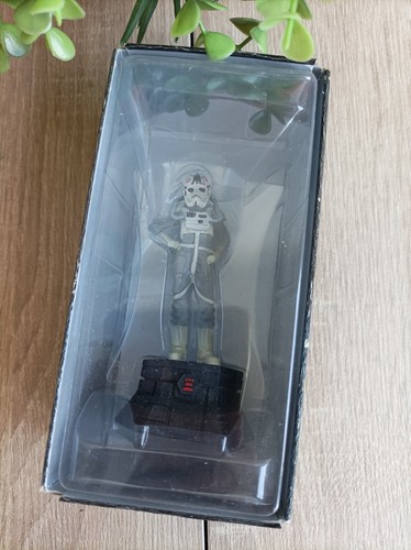 Figurine plomb pilot - ",