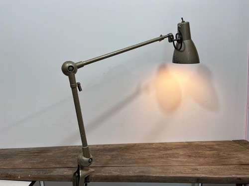 Ancienne lampe atelier usine - ancienne,