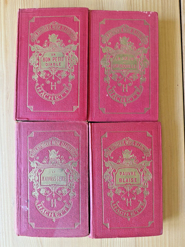 Bibliothèque rose illustré - rose,