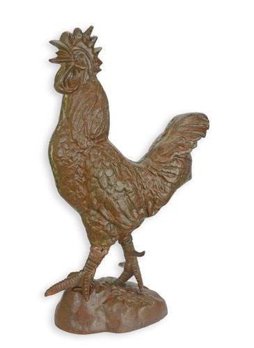 Une sculpture fonte - une, en