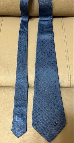 Cravate chanel motif pois bleu - motif,