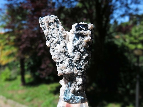 Minéraux tourmaline bleu var - tourmaline,