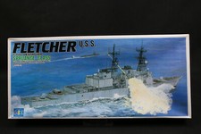 XS092 LEE 1/700 maquette
