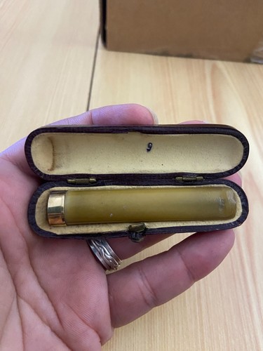 Tres jolie ancien fume - jolie,