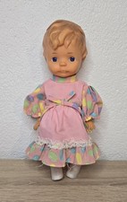 Poupée vintage en plastique