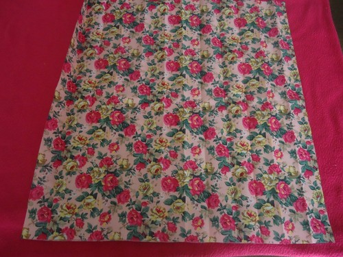 Tissu motifs fleurs - ,