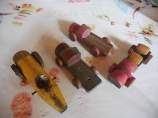 Ancien 4 jouets voiture