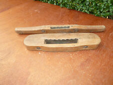 Lot de 2  anciens racloirs, outil ancien vieux métier de menuisier art populaire