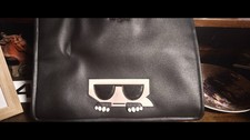 sac a main karllagarfel noir