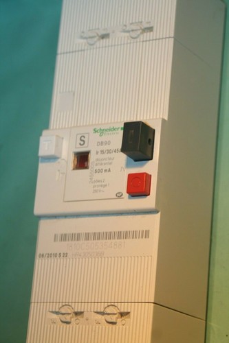 Schneider bd90 disjoncteur - bd90,