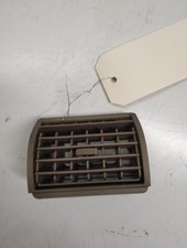 Aerateur tableau de bord avant