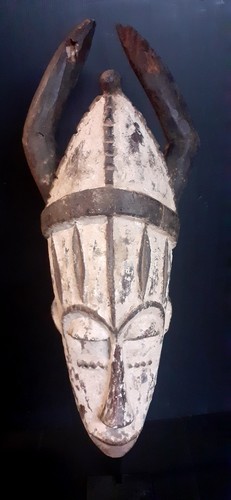 Masque urhobo nigeria - masque,