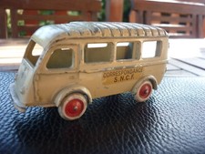 CIJ France  RENAULT  Goelette