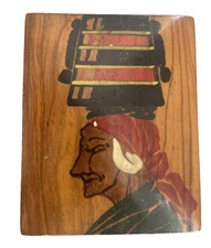 Boîte à Bijoux 1940 bois d’olivier décor peint Vieille Femme Sud-américaine ?