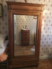 Armoire style bonnetière