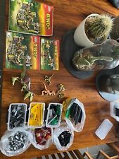 Lego dinosaure QG de défense contre les dinosaures 5887