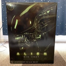Alien Big Chap Bust Statue