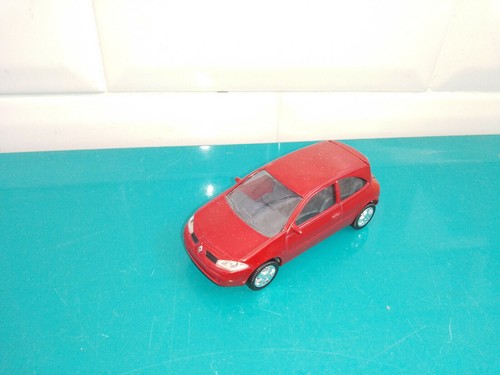0604211 voiture miniature - voiture,