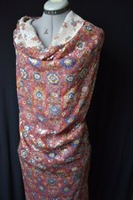 Prada.Sublime voile mousseline terracotta multicolore brodé sequins . 1M