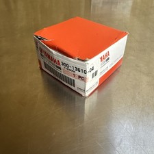 300-13610-04 BOITE A CLAPET PW80 NEUF OEM YAMAHA