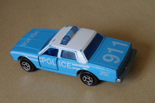 Voiture chevrelet impala - chevrelet,