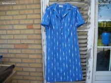 jolie robe d'été tissu léger polyester sans manche T46