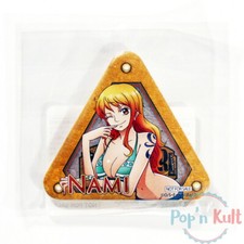 One Piece Nami Badge Tongari